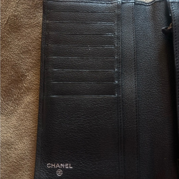 CHANEL Black Leather Camellia Bifold Wallet - Picture 6 of 11